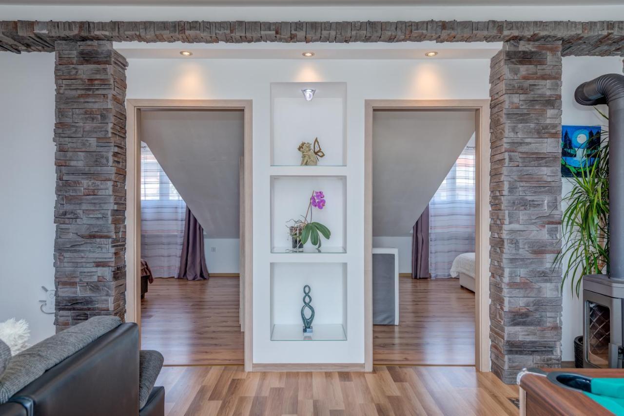 Summer Orchid - Spacious Duplex By The Beach & Ps5 Stobreč Exteriér fotografie