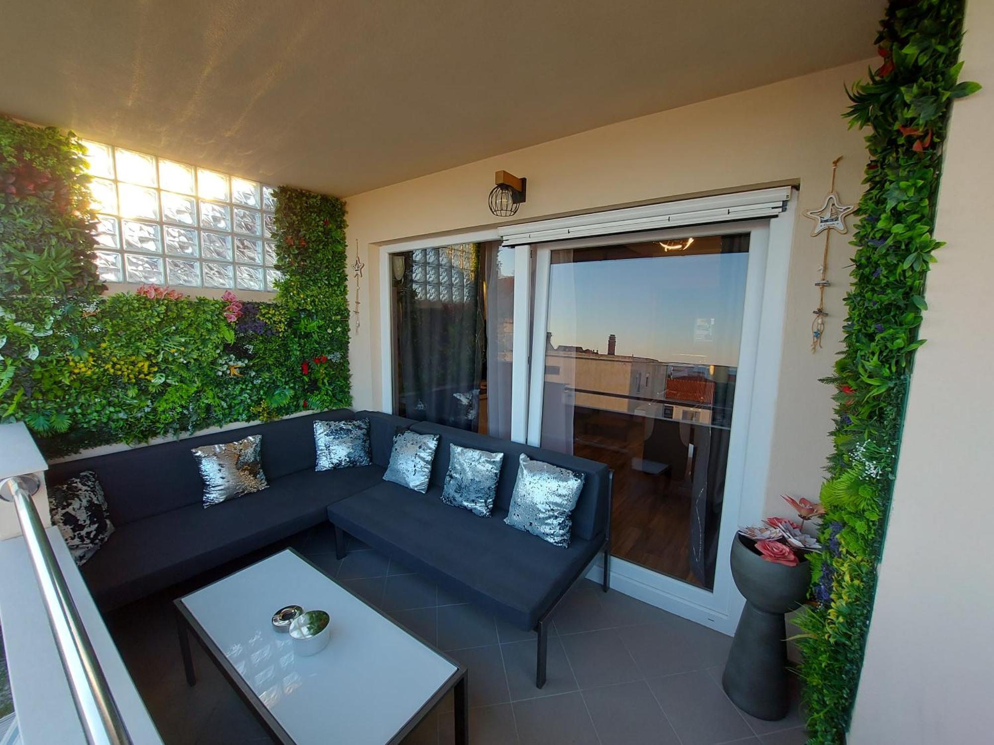 Summer Orchid - Spacious Duplex By The Beach & Ps5 Stobreč Exteriér fotografie